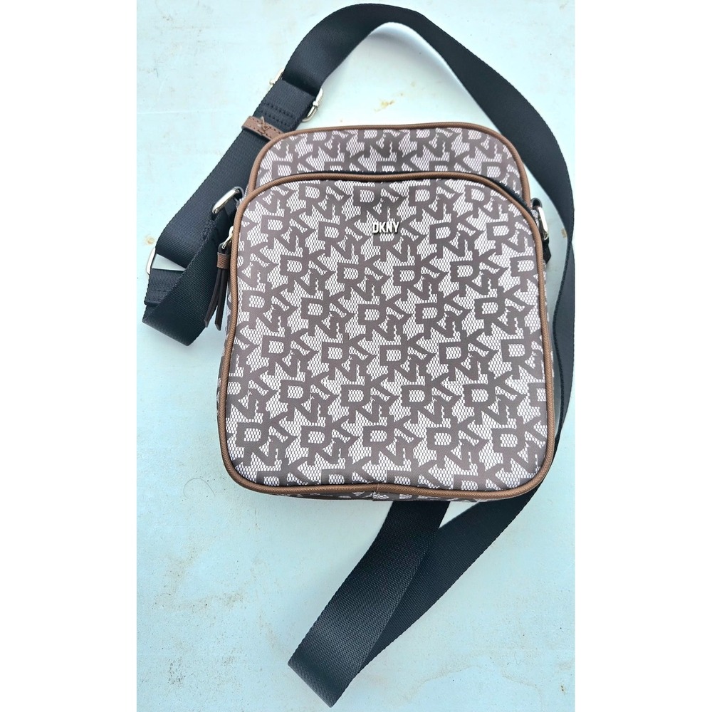 DKNY Crossbody Bag Womens Brown Tan Monogram Logo Messenger‎ Travel Shoulder Bag